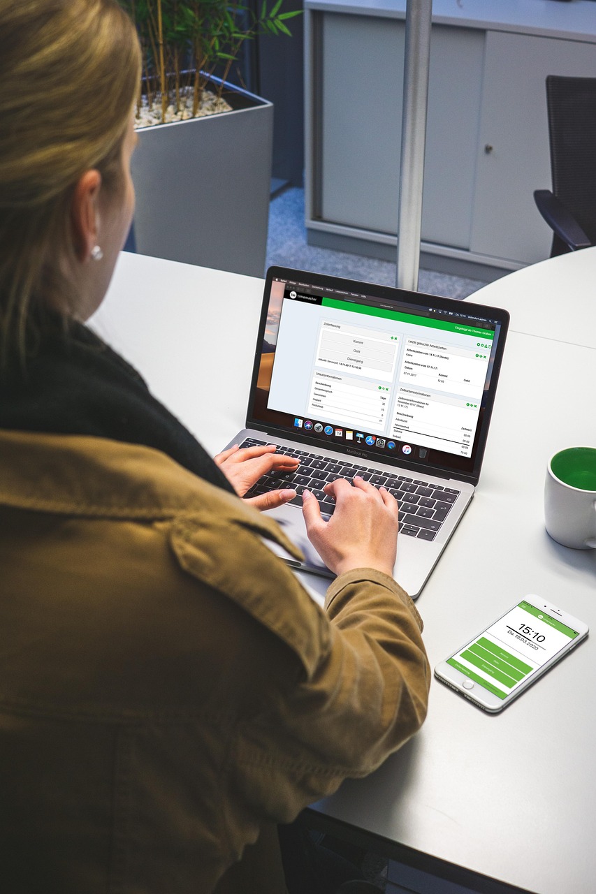 informations sur les heures de travail, horaires professionnels et gestion du temps de travail.