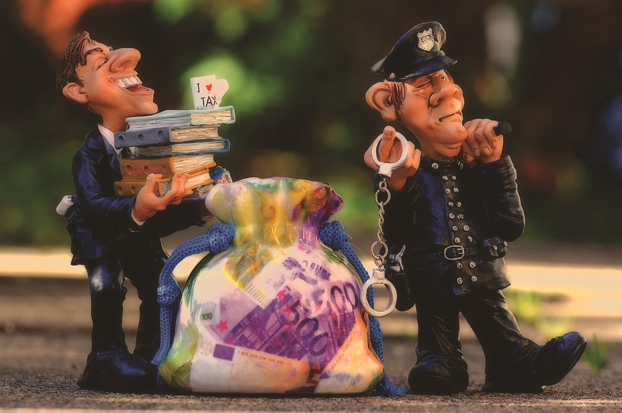 découvrez comment identifier et corriger les erreurs fiscales courantes pour optimiser votre déclaration d'impôts et éviter les pénalités.